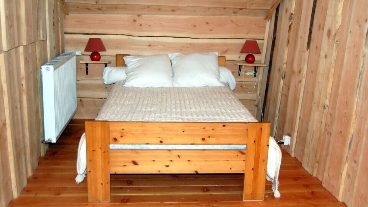 Photo of Bedroom in Quarre-les-Tombes