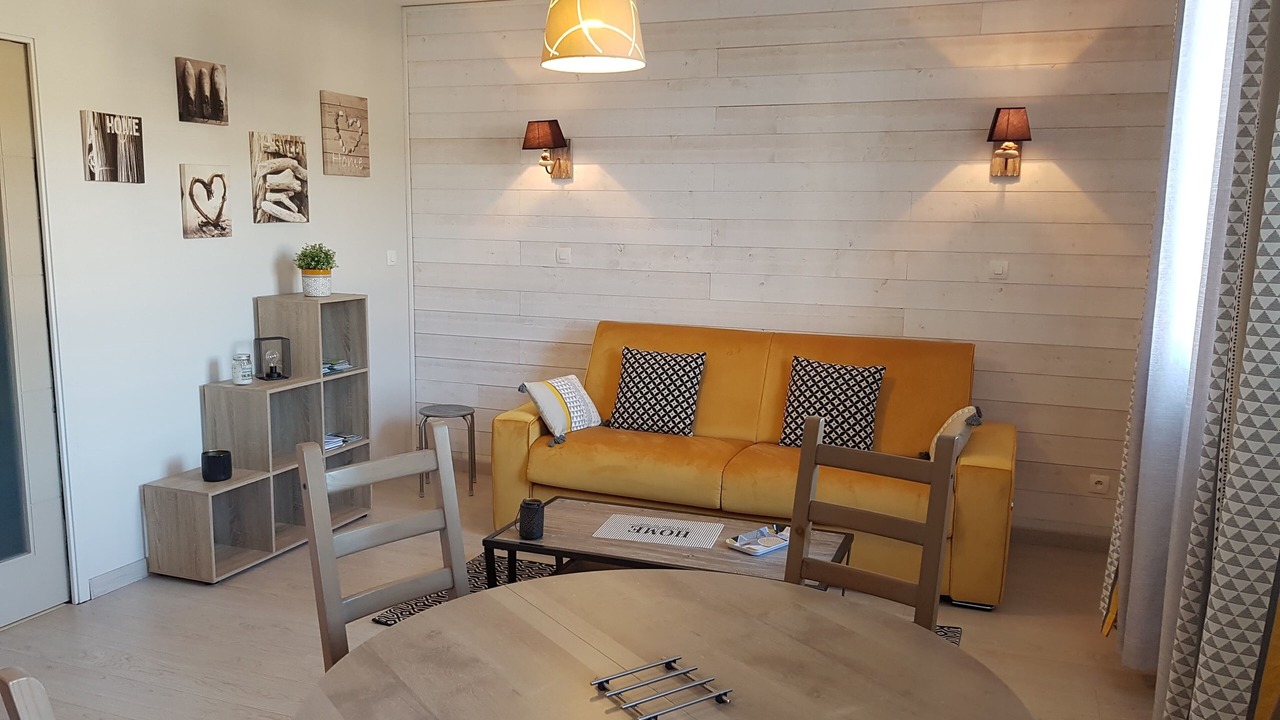 Photo of Livingroom in Fecamp
