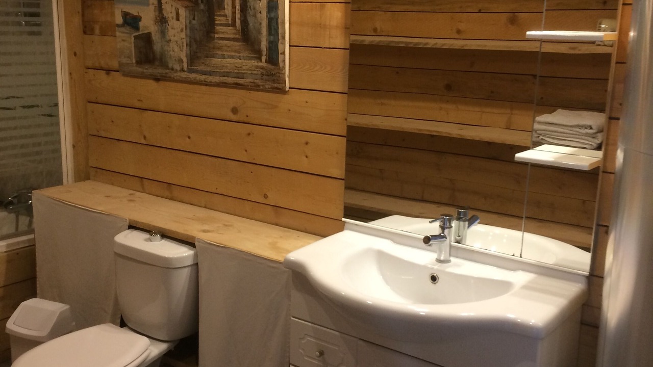 Photo of Bathroom in Pourville-sur-Mer