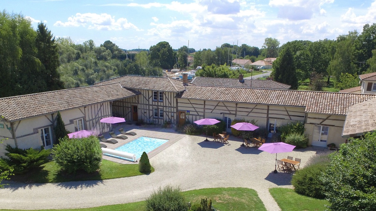 Photo of Outdoor in Giffaumont-Champaubert