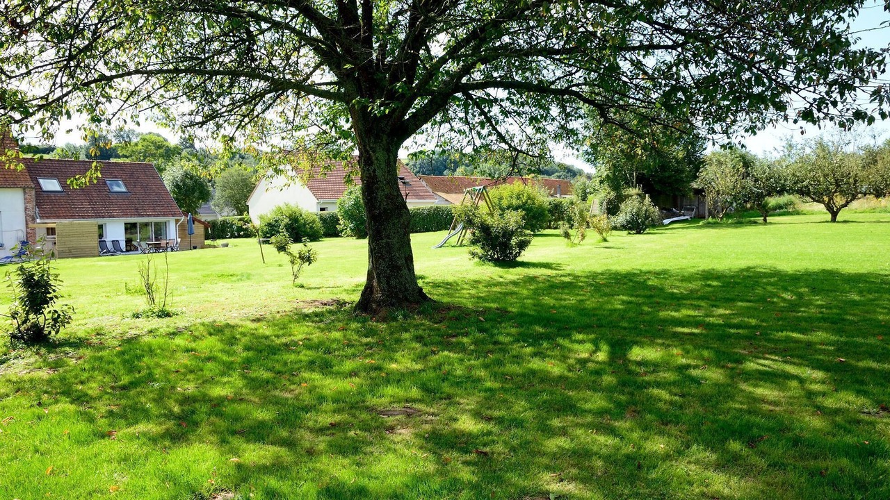 Photo of Outdoor in Alembon