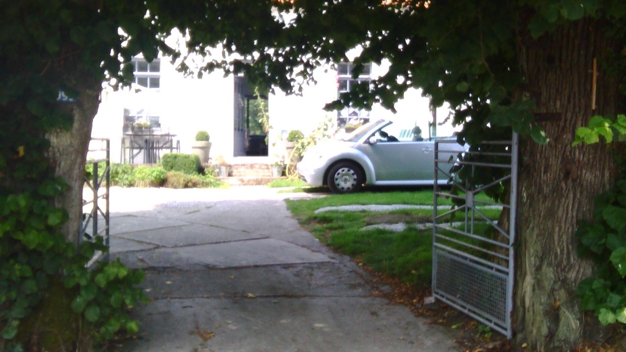 Photo of Outdoor in Alembon