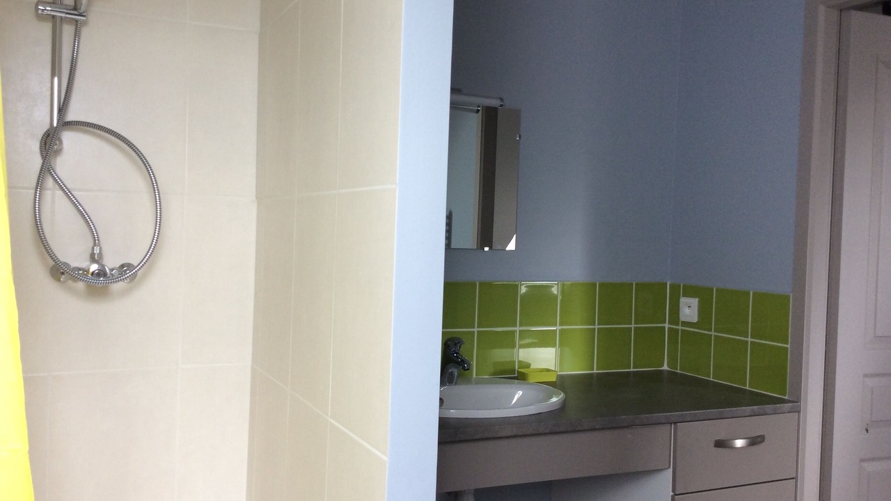 Photo of Bathroom in Montivilliers