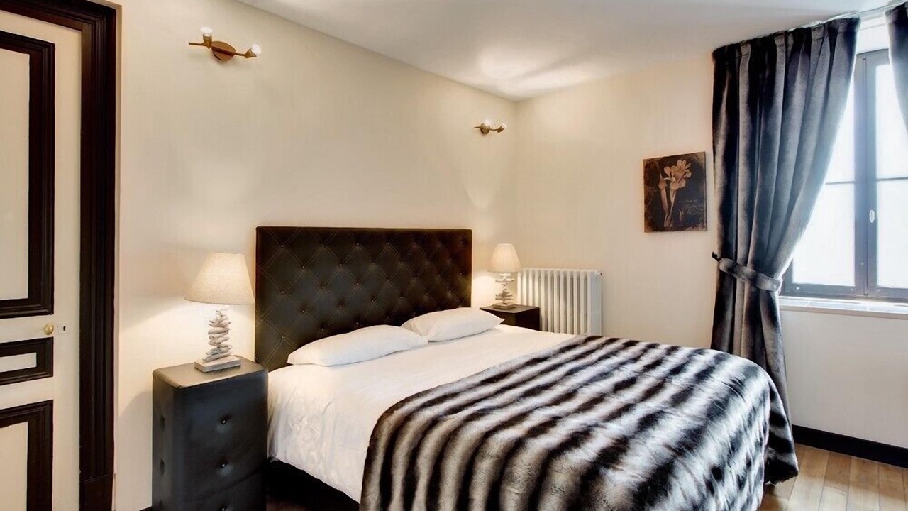 Photo of Bedroom in Mercurey
