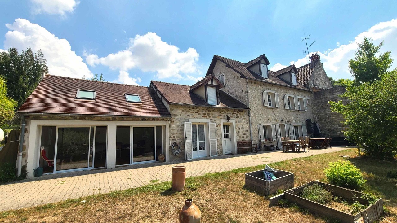 Photo of Outdoor in Rozet-Saint-Albin