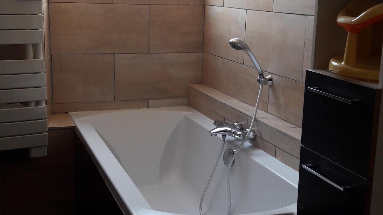Photo of Bathroom in Fontaine-la-Gaillarde