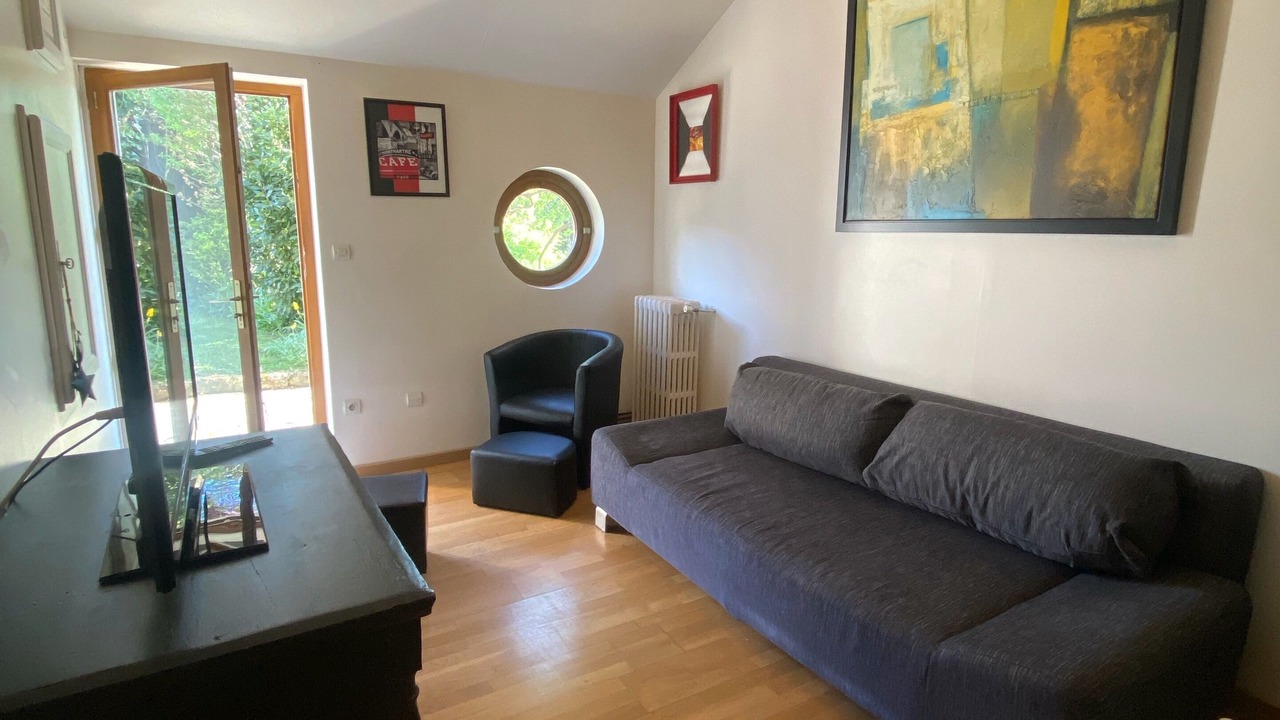 Photo of Livingroom in Montigny-sur-Vesle