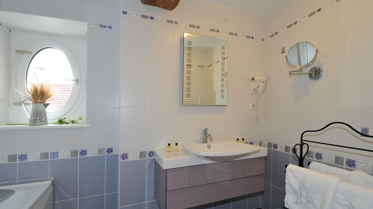 Photo of Bathroom in Troissy