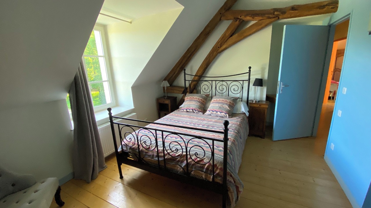 Photo of Bedroom in Accolay