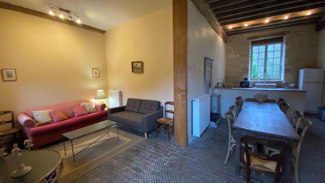 Photo of Livingroom in Accolay
