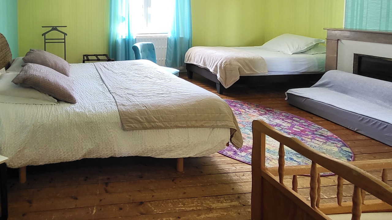 Photo of Bedroom in Saint-Remy-le-Petit