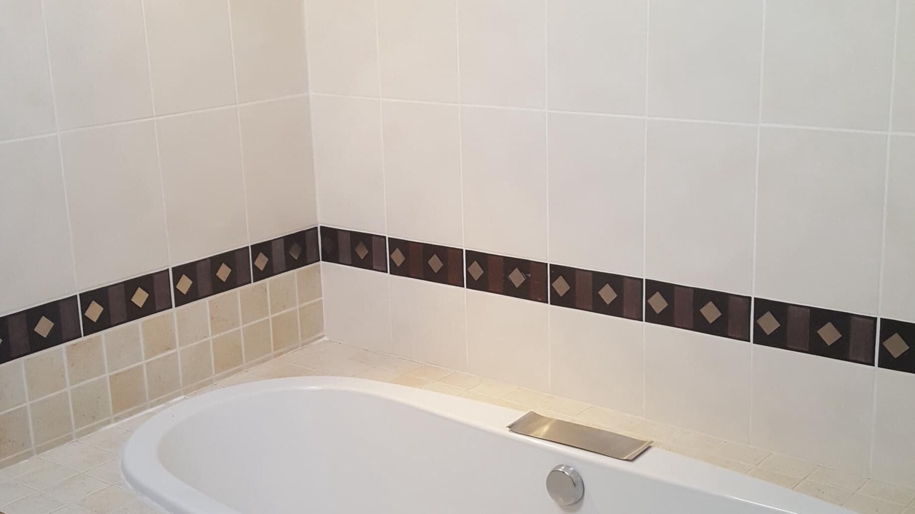 Photo of Bathroom in Pommard