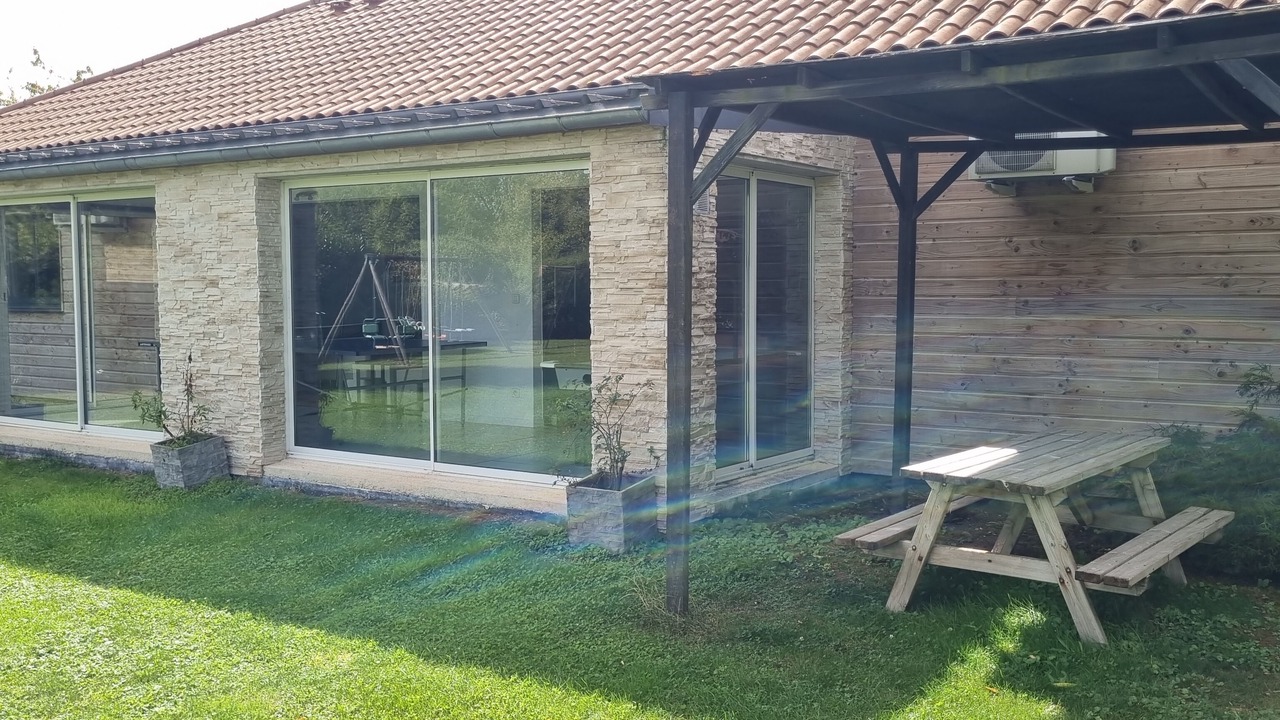 Photo of Outdoor in Lesmont