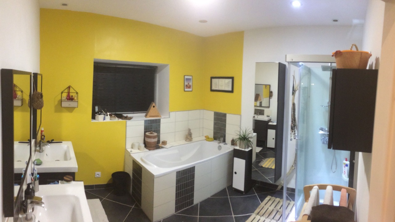 Photo of Bathroom in Nod-sur-Seine