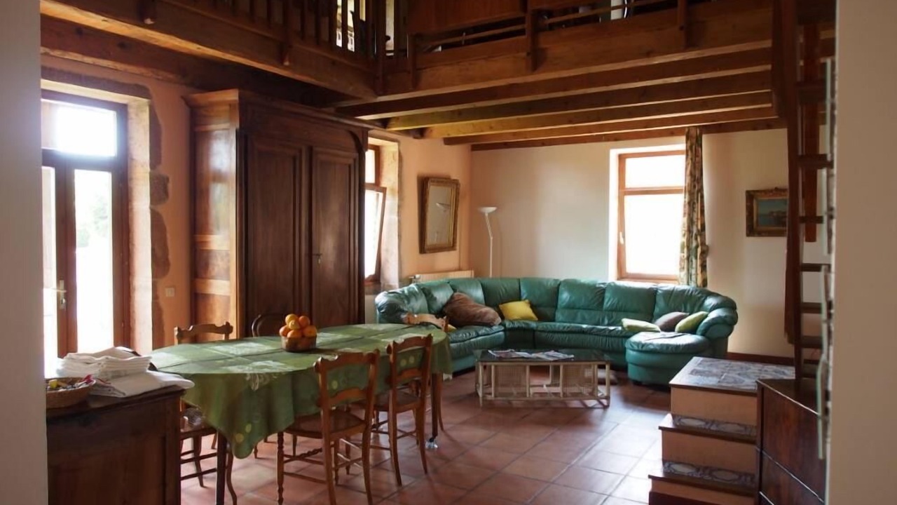 Photo of Livingroom in Charnay-les-Macon