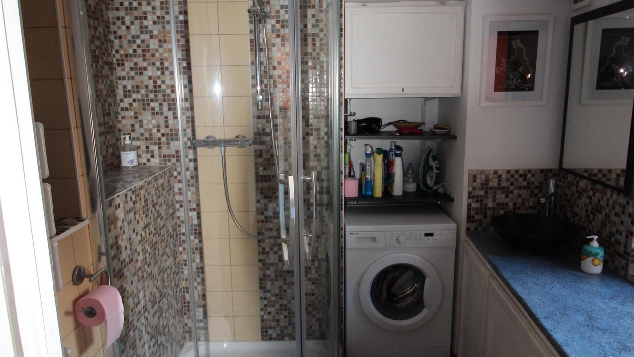 Photo of Bathroom in Dieppe