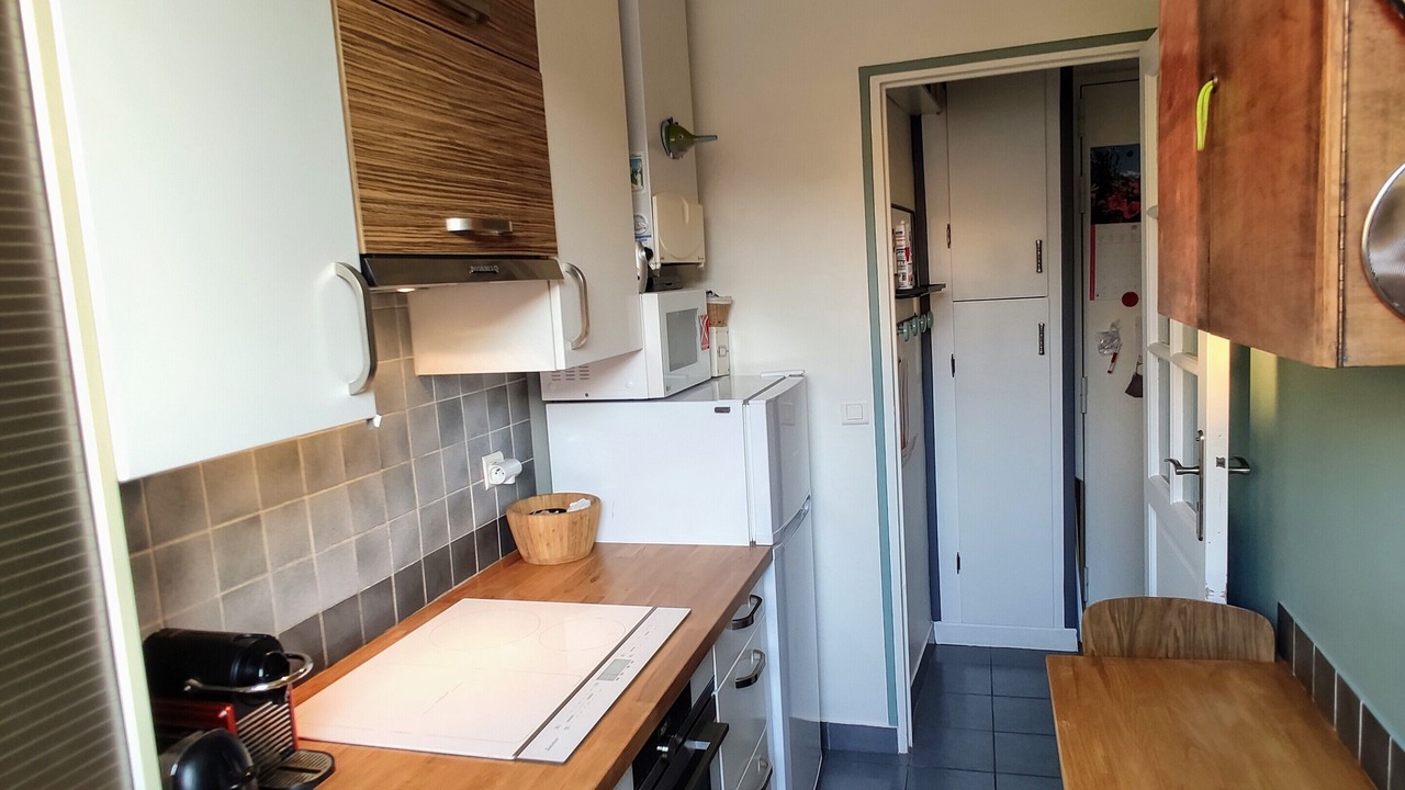 Photo of Kitchen in Combat