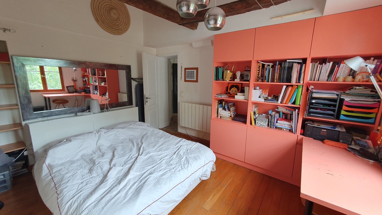 Photo of Bedroom in Val-de-Grace