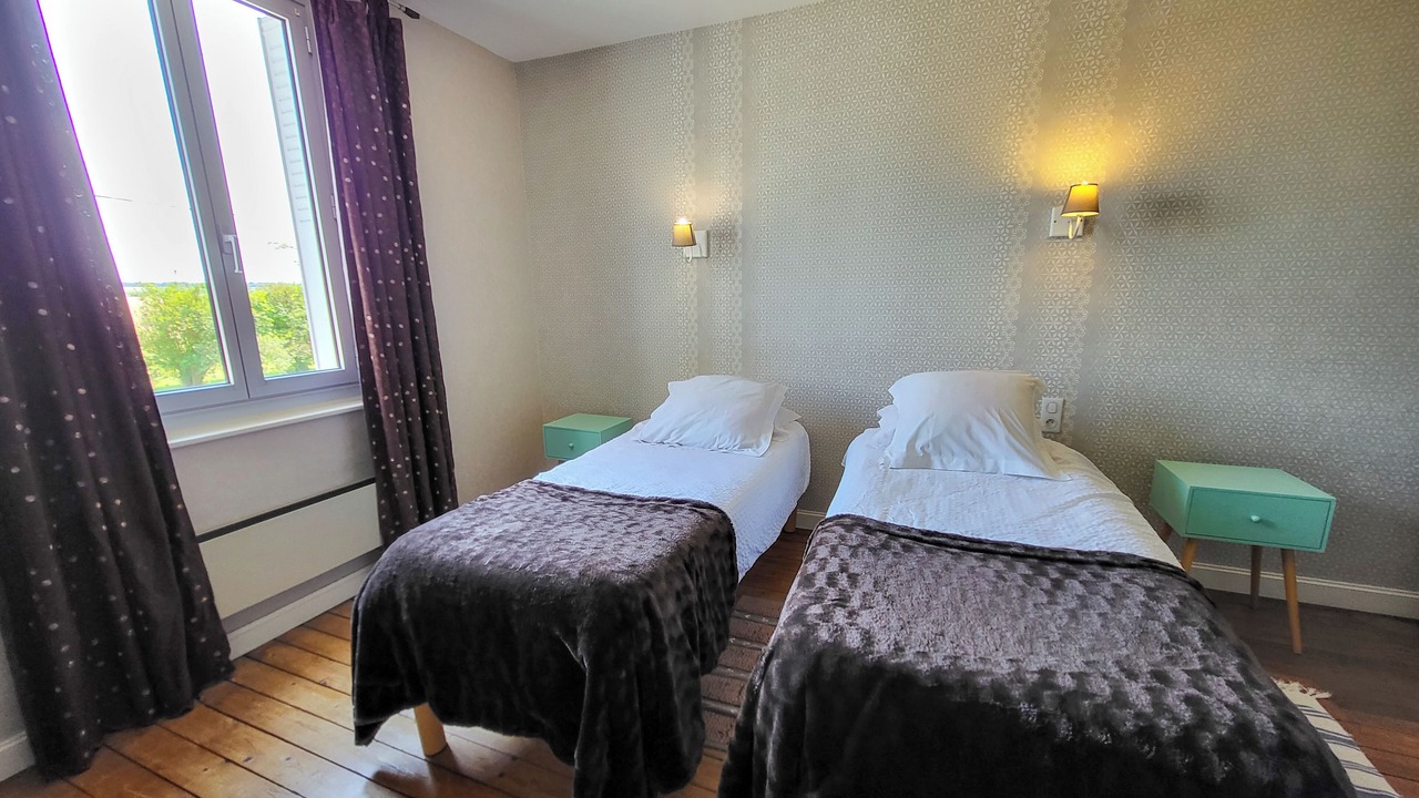 Photo of Bedroom in Saint-Remy-le-Petit