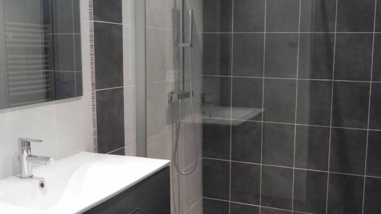 Photo of Bathroom in Leudon-en-Brie