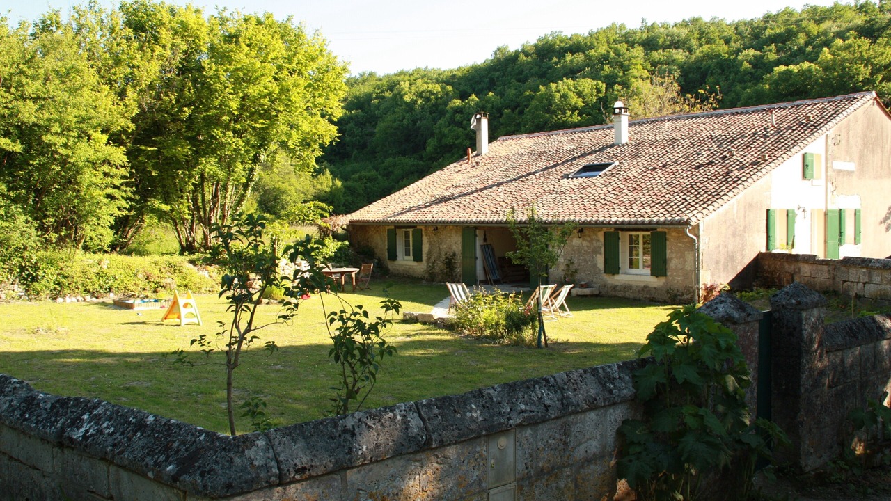Photo of Outdoor in Dirac