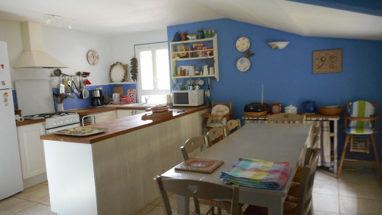 Photo of Kitchen in Dirac