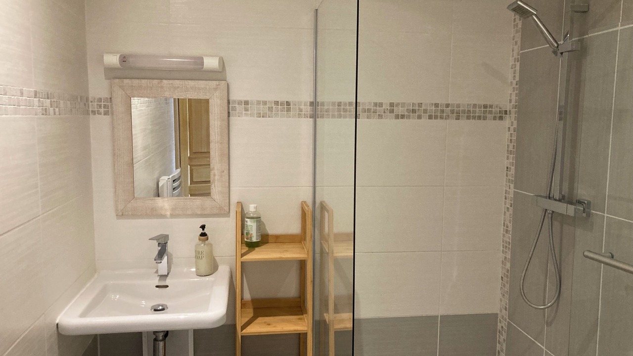 Photo of Bathroom in Marquise