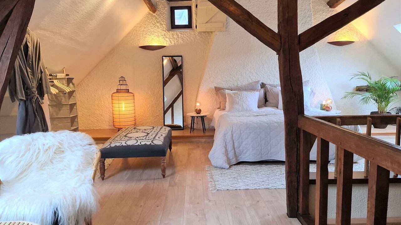 Photo of Bedroom in Ay