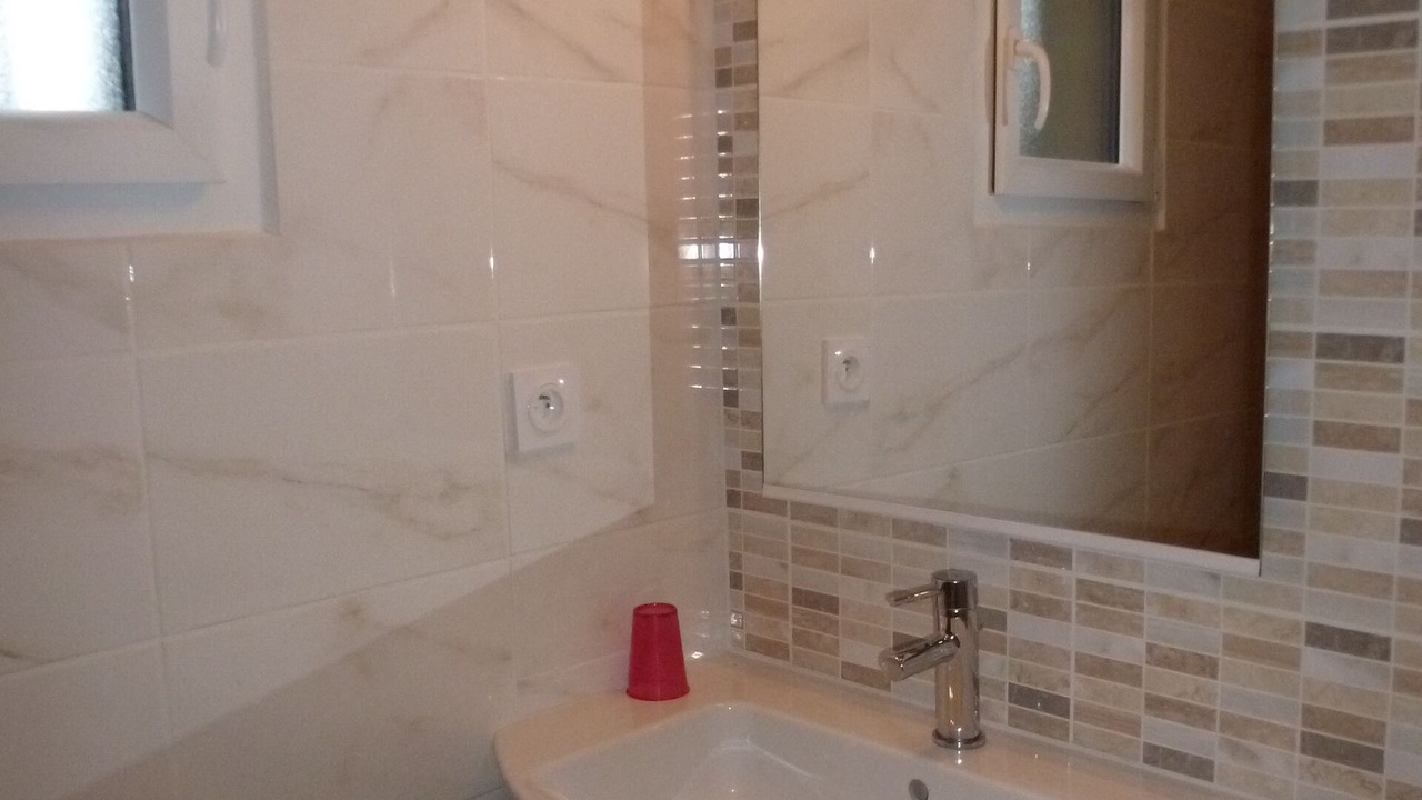 Photo of Bathroom in Ablon