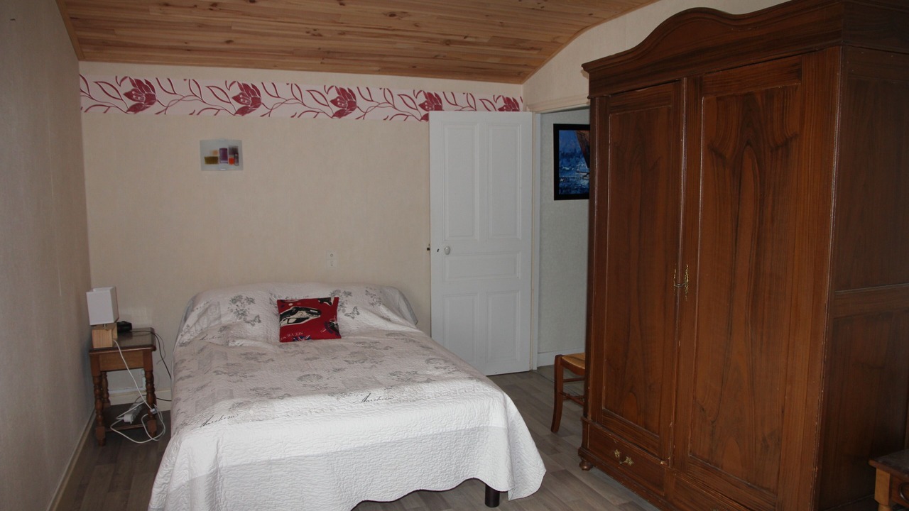 Photo of Bedroom in Louze