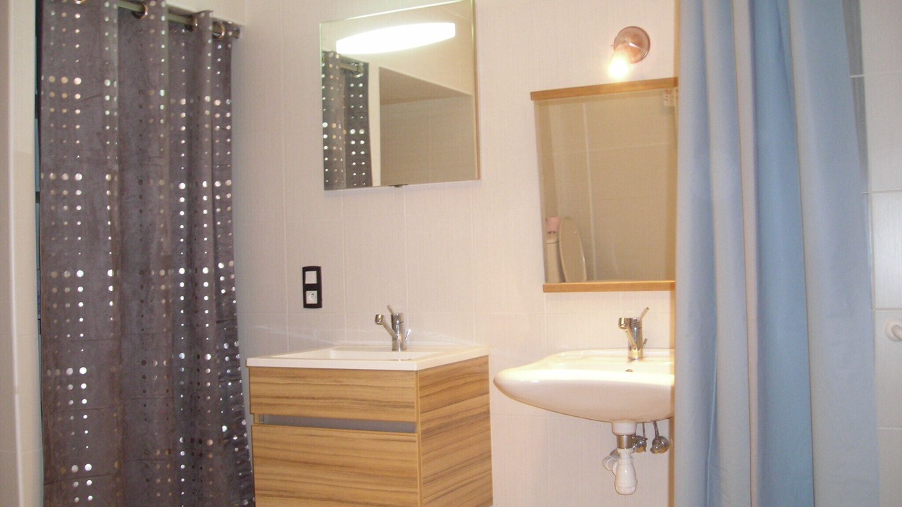 Photo of Bathroom in Corravillers