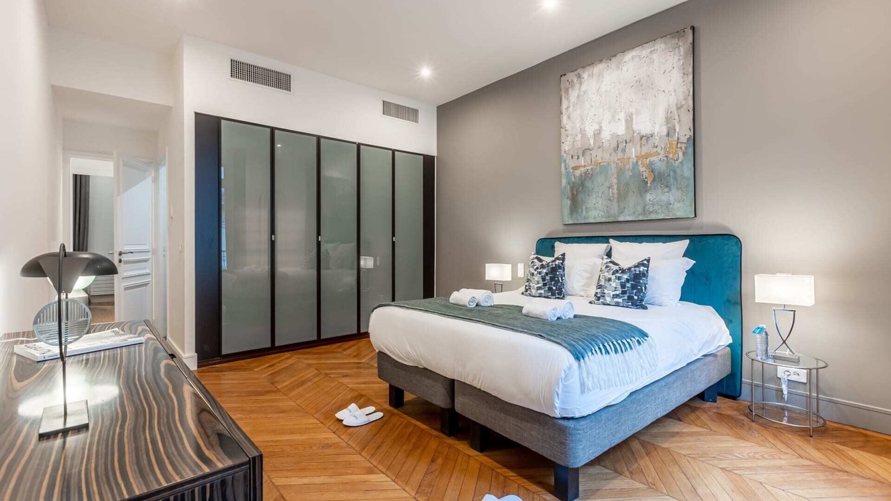 Photo of Bedroom in Champs-Elysees