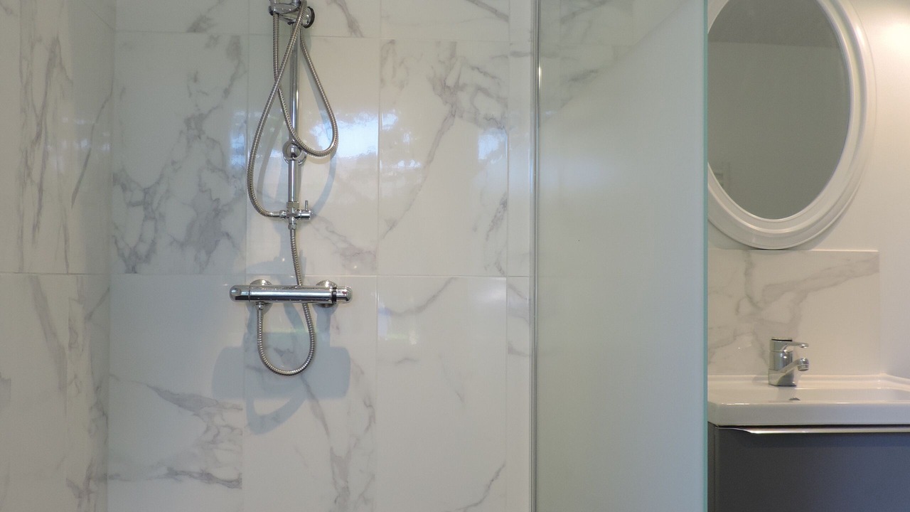 Photo of Bathroom in Benouville
