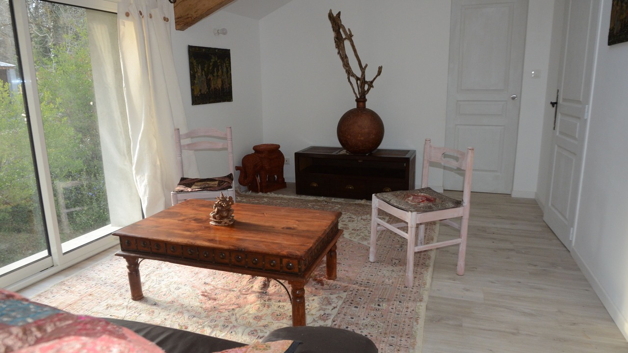 Photo of Livingroom in Saint-Pierre-de-Trivisy