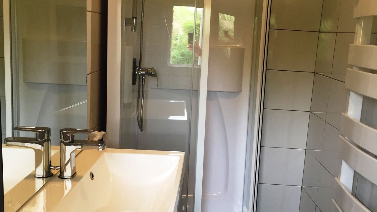 Photo of Bathroom in Routhiauville