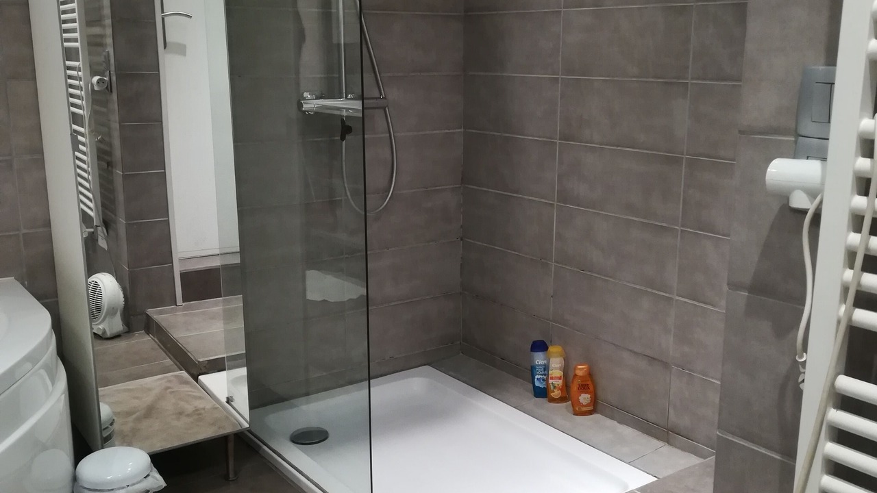 Photo of Bathroom in Chelles