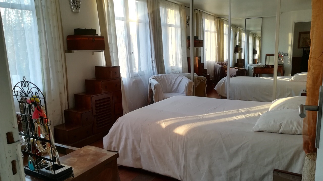 Photo of Bedroom in Chelles