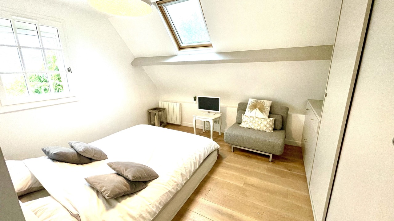 Photo of Bedroom in Tourgeville