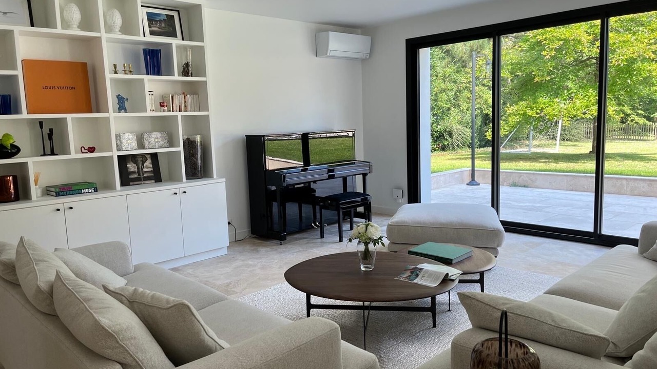 Photo of Livingroom in Bourdonne