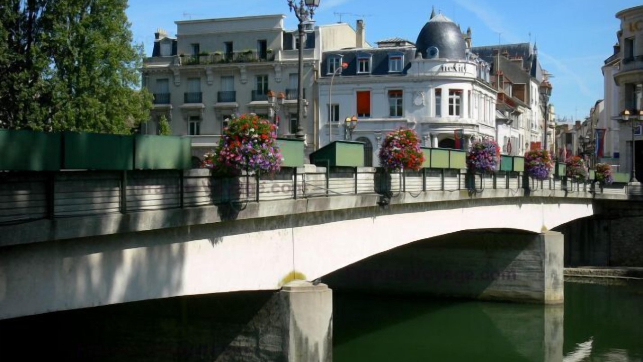 Photo of Others in Fontainebleau
