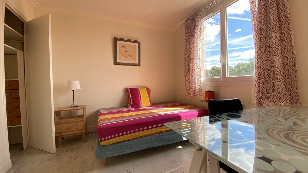 Photo of Bedroom in Fontainebleau
