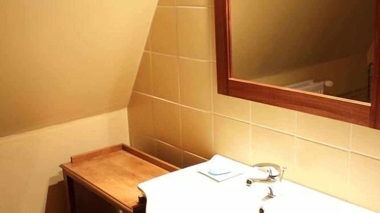 Photo of Bathroom in Le Heron