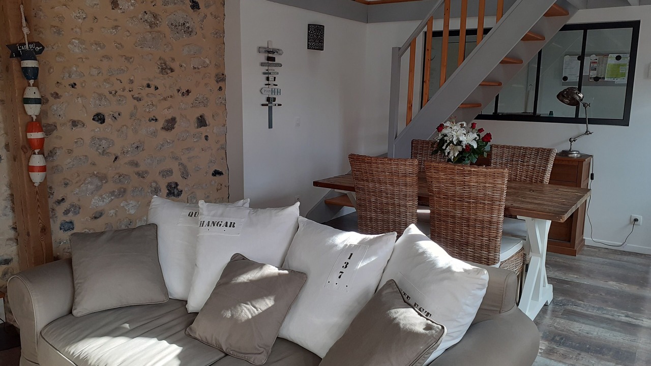 Photo of Livingroom in Fecamp