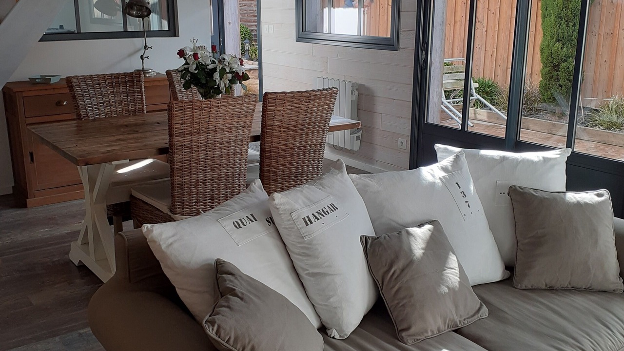 Photo of Livingroom in Fecamp