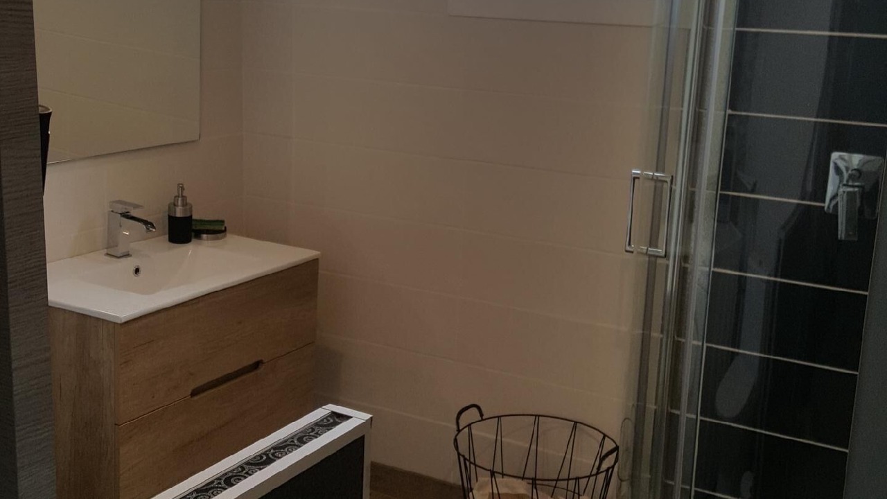 Photo of Bathroom in Carnon-Plage