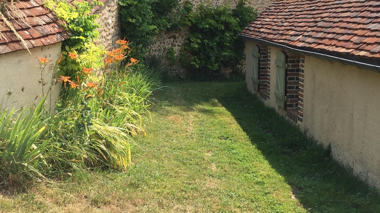 Photo of Outdoor in Saint-Julien-du-Sault