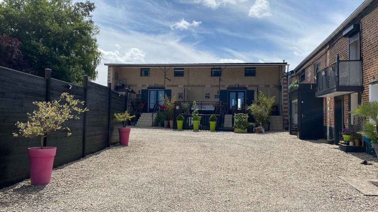 Photo of Outdoor in Violaines