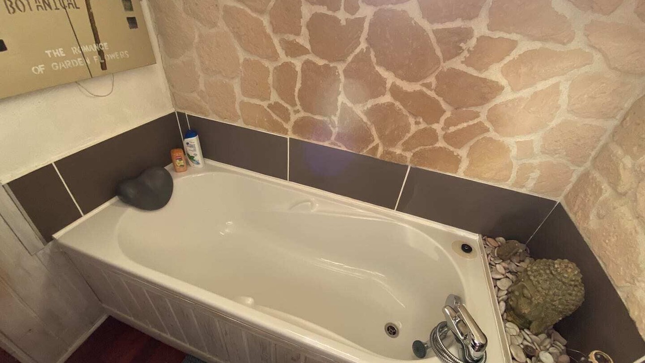 Photo of Bathroom in Violaines
