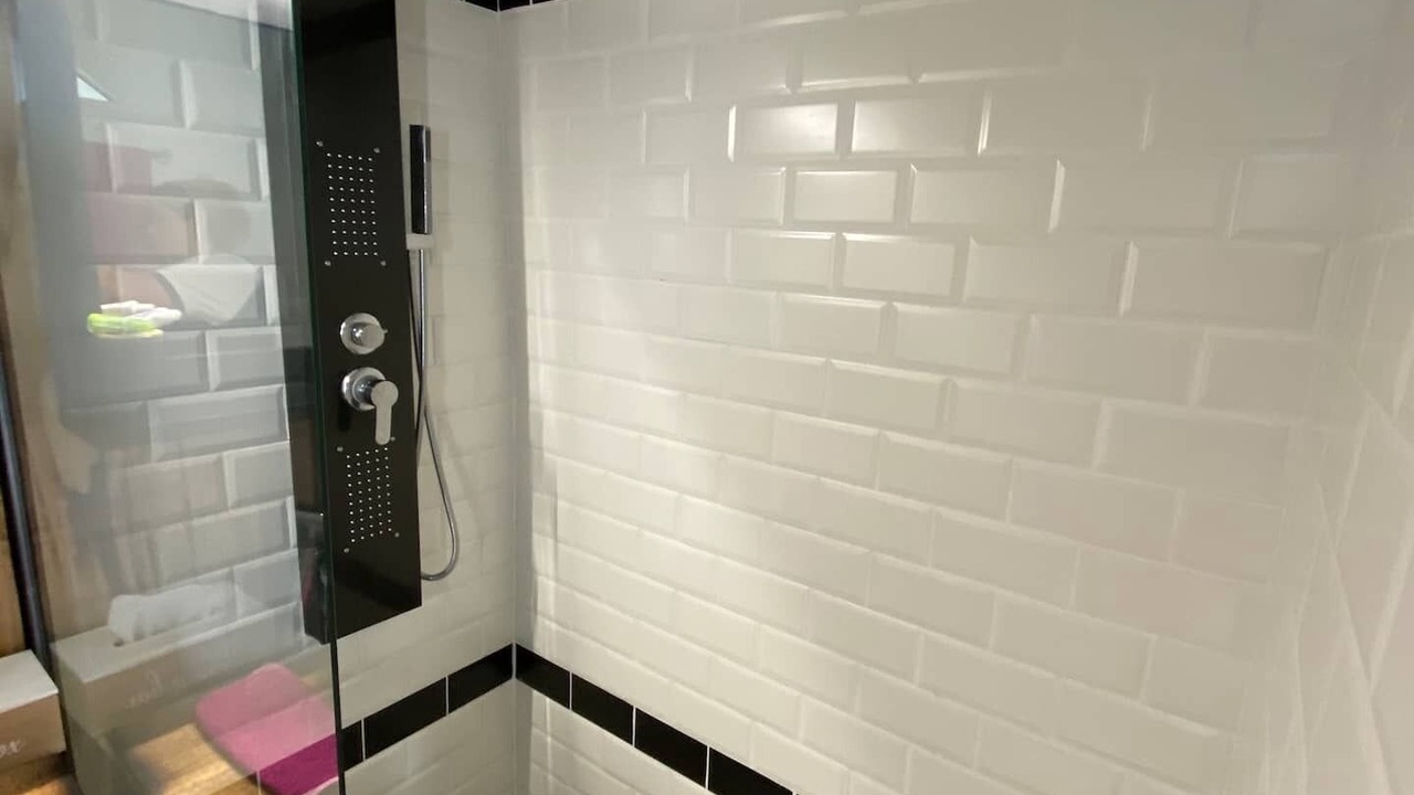Photo of Bathroom in Violaines