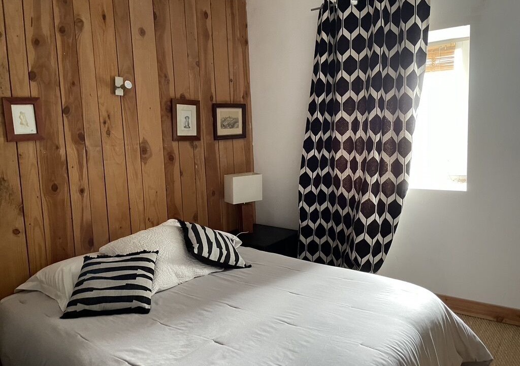 Photo of Bedroom in Laval-Roqueceziere